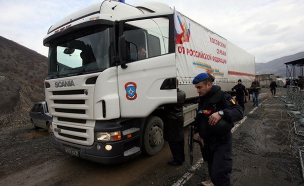 Konvoj sa ruskom humanitarnom pomoći još stoji na Jarinju