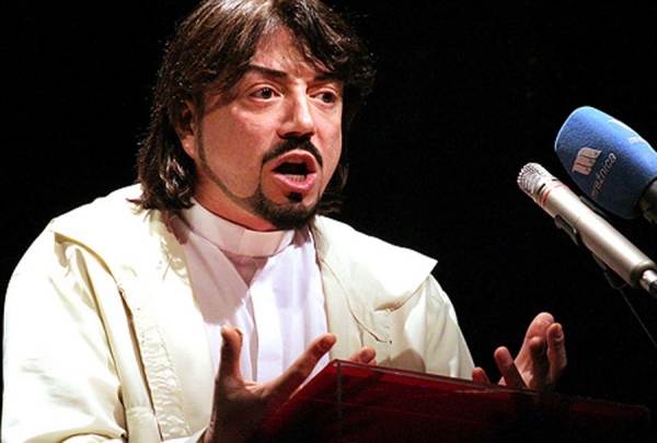 Velečasni Zlatko Sudac na svom portalu otvorio hot-line