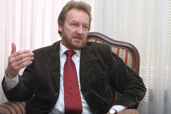 Avaz: Izetbegović godinama štiti vehabijski pokret u BiH