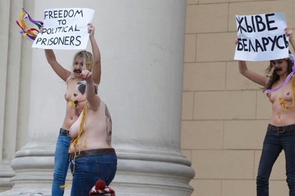 Toples demonstrantkinje otete, pa vraćene u Kijev