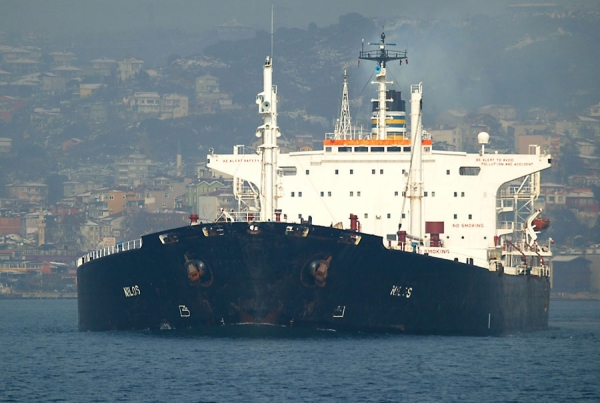 Somalijski gusari oslobodili italijanski naftni tanker