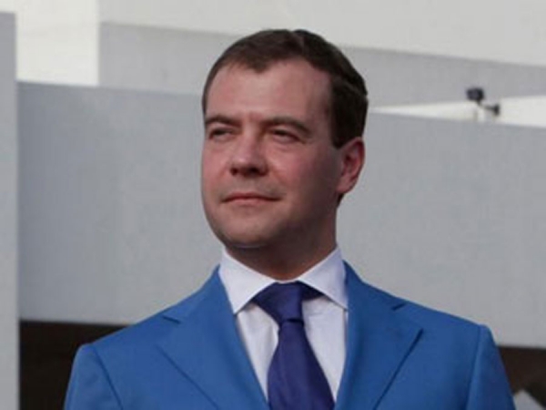 Medvedev za liberalizaciju političkog života