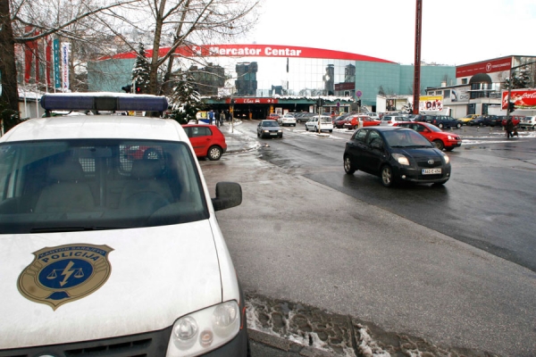 Sarajevo: Pljačkaši i zaštitari pucali jedni na druge