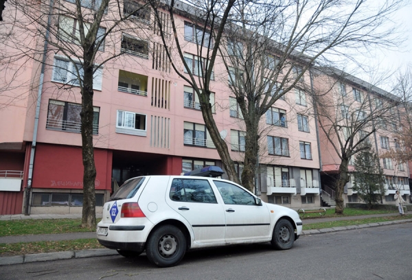 U policijskoj akciji Trio uhapšena i trudnica (Foto, Video)