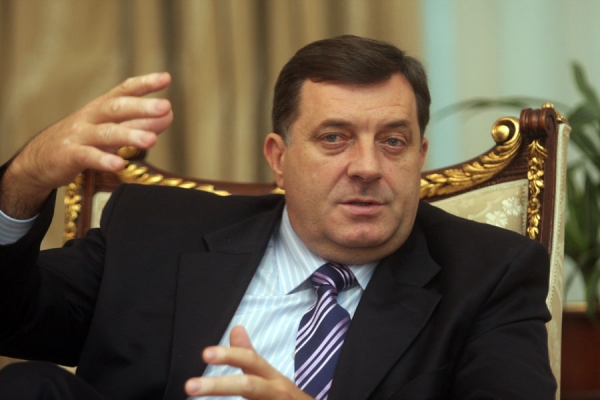 Obustavljena istraga protiv Dodika