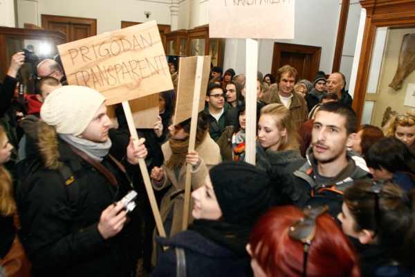 Protestom protiv zatvaranja muzeja