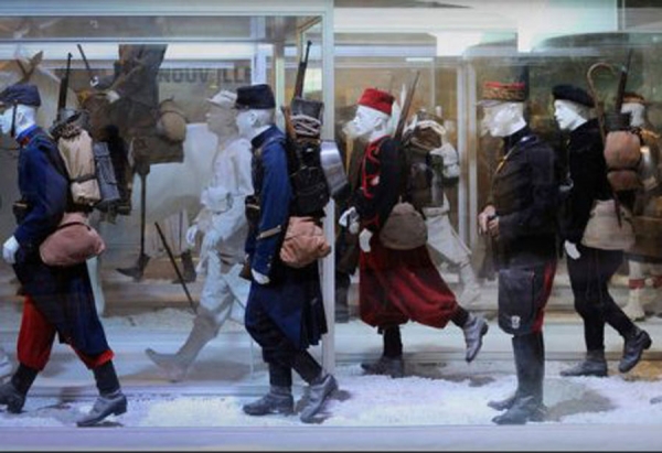 Francuska pokreće ratni turizam (Video)