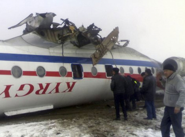 Čudo u Kirgistanu: Avion se prevrnuo i izgorio, svih 70 putnika - preživjelo
