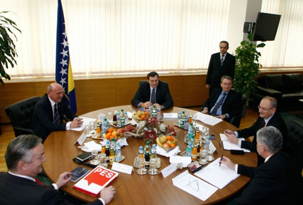 Privremeno finansiranje jasno, ostalo nepoznanica