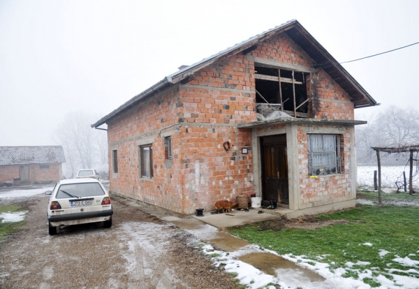 Gađao jastreba, pogodio praunuku