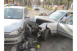 Banjaluka: U saobraćajnoj nezgodi povrijeđene dvije osobe (Foto)