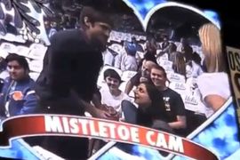 Žena zaprošena pred kamerama... pobjegla (Video)