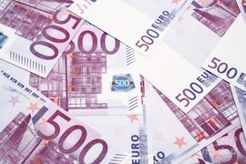 Bankaru plata od 15.166 evra, a ribaru 179 evra