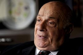 Preminuo Rauf Denktaš