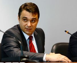 Sadik Ahmetović: Odlučnije u borbu protiv kriminala