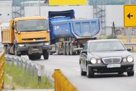  Prevoznici iz RS opet prijete blokadom prelaza