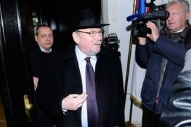 Stari lisac Šeks se preračunao i ostao bez povlaštene penzije?