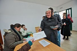 Zatvorena birališta u Hrvatskoj, prvi rezultati oko 20 sati