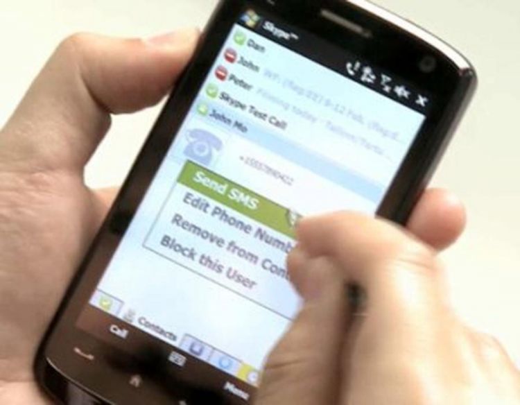 M:tel korisnici u novogodišnjoj noći poslali više od deset miliona sms i 15 500 mms poruka