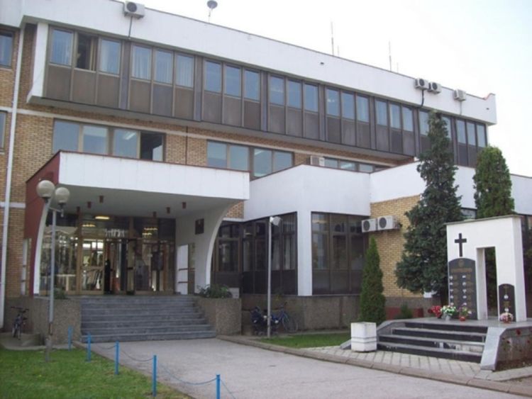 Dvoje povrijeđeno u sudaru
