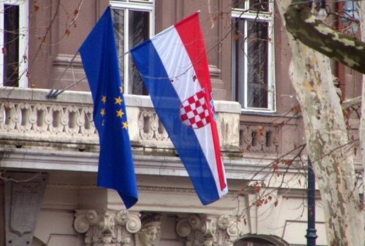 Hrvate NE EU košta 1,6 mlrd. evra