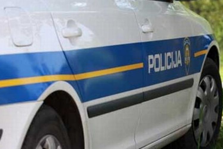 Srpski mladići u Vukovaru prijavljeni zbog nošenja nacionalnih simbola