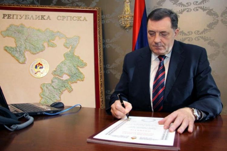 Dodiku uručen Orden Družbe