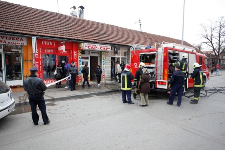 Gorio Cap cap u centru Banjaluke, vatrogasci spasili roštiljnicu (Foto)