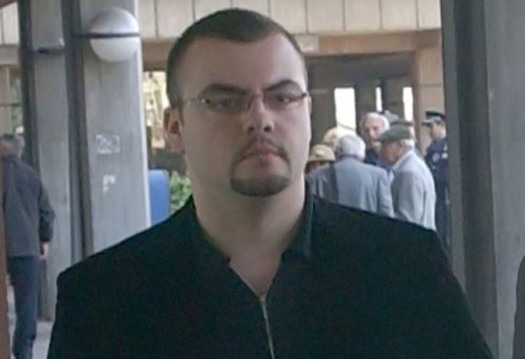 Karićev sin osuđen, a nikako da ode u zatvor