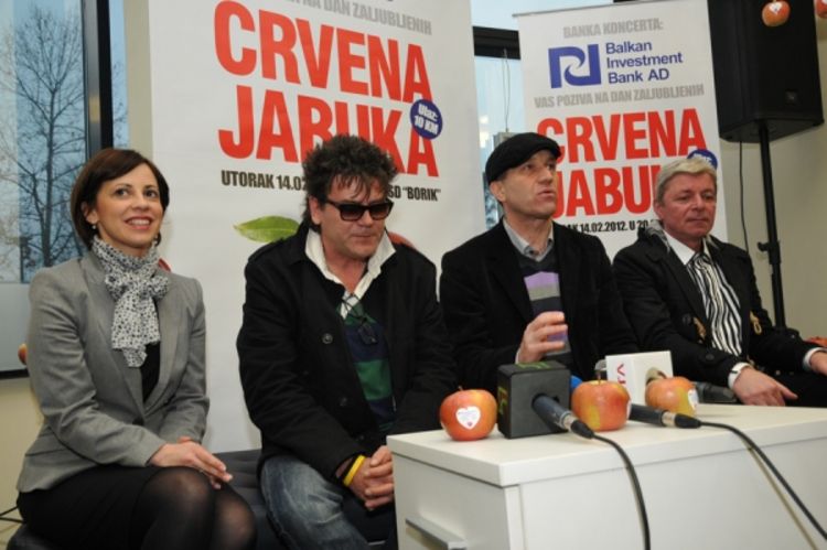 Ljubavne numere Crvene jabuke u Banjaluci za Dan zaljubljenih