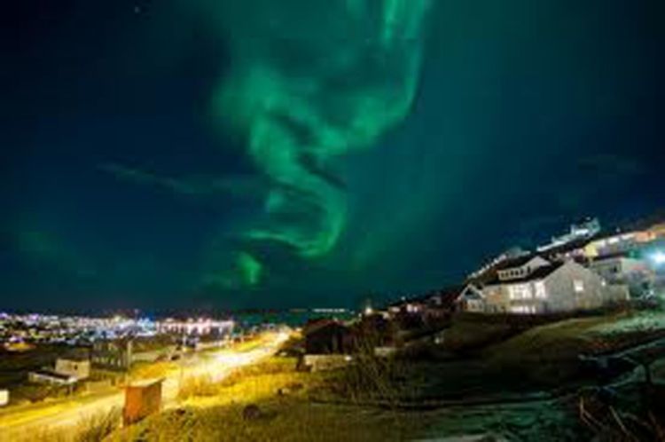Polarna svjetlost obasjala nebo iznad sjeverne Evrope