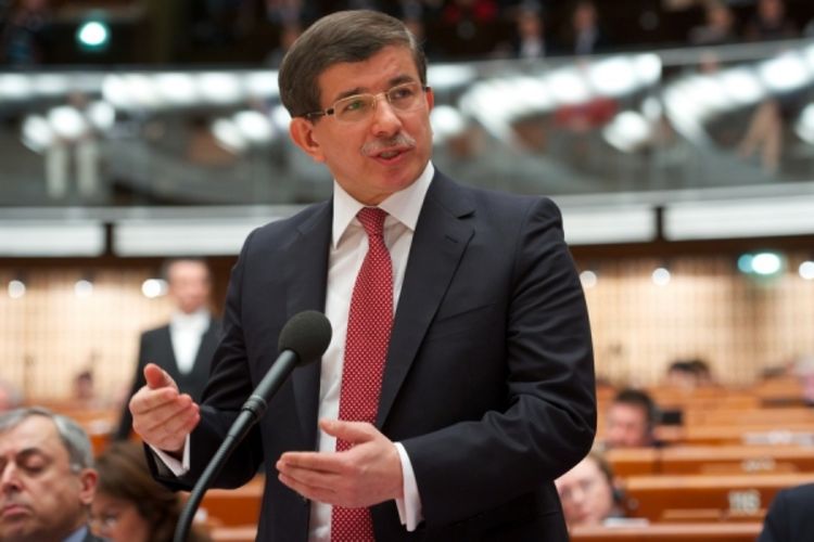 Davutoglu dolazi u Beograd