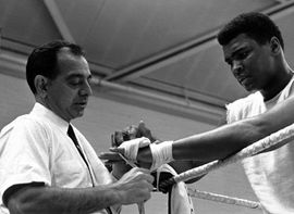 Preminuo Anđelo Dandi, trener Muhameda Alija