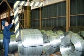 Dramatično u Aluminiju: Radnici bez hrane zarobljeni za mašinama koje ...