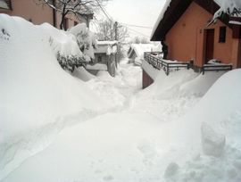 Oko Konjica zameteno 150 sela