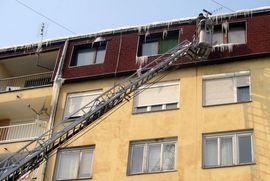 Modriča: U toku uklanjanje ledenica