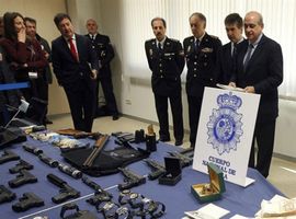 U stanu Luke Bojovića nađeno pola miliona evra i oružje (FOTO, VIDEO)