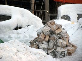 Ponestaje ogreva, javljaju se krađe
