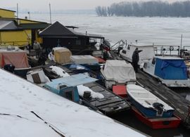 Dunav kod Smedereva i dalje pod ledom