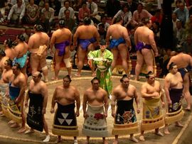 Ponos Japana na prosjačkom štapu