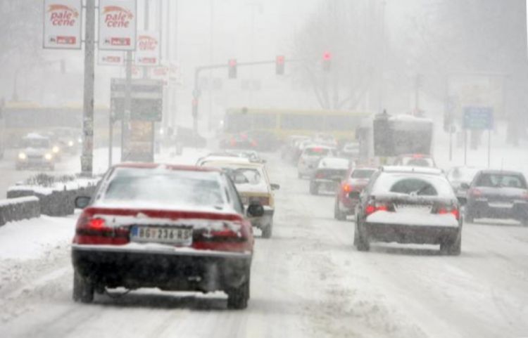 Na autoputu ka Beogradu kolona od 20 kilometara