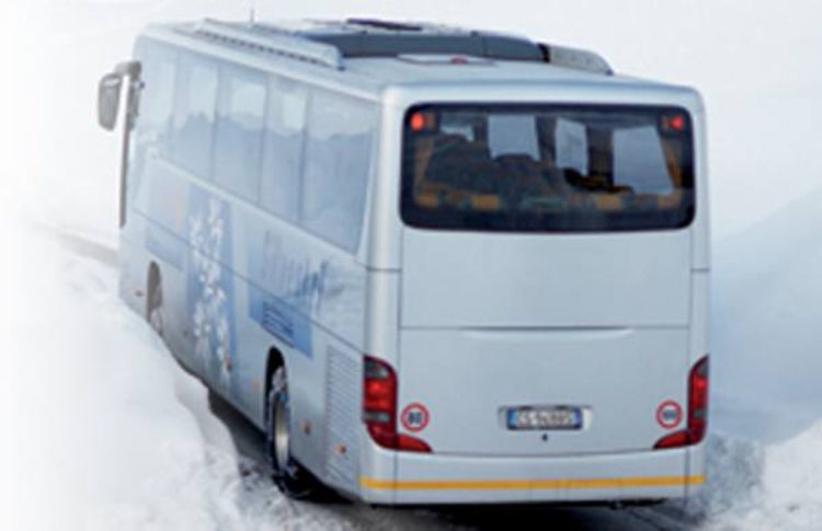 Nova drama: Autobus iz Širokog Brijega se zaglavio u snježnoj lavini 