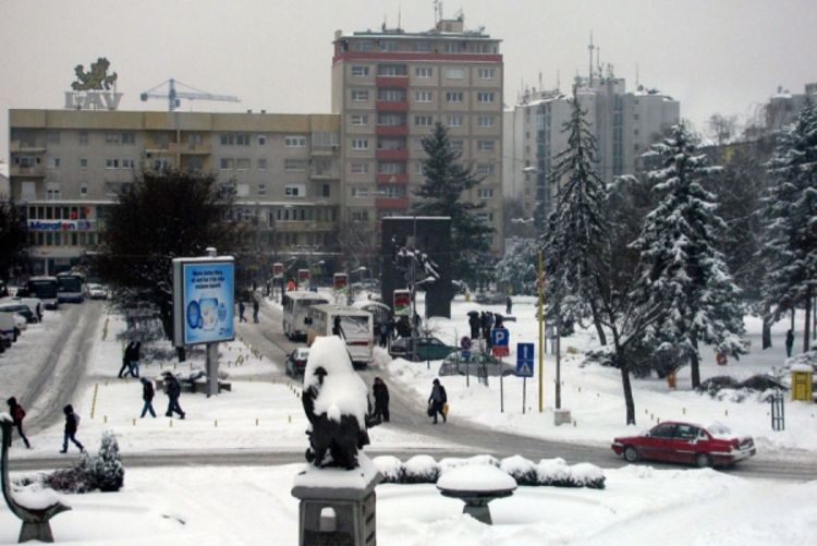 Od danas naplata na raščišćenim parkiralištima