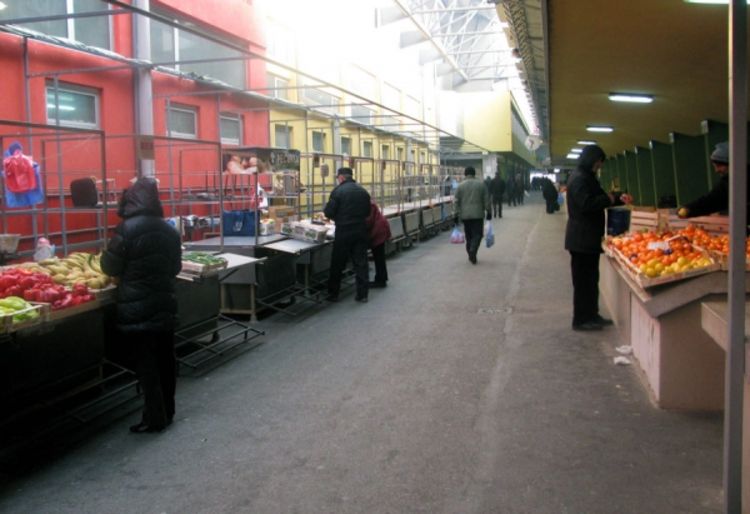 Prazne tezge na banjalučkoj tržnici