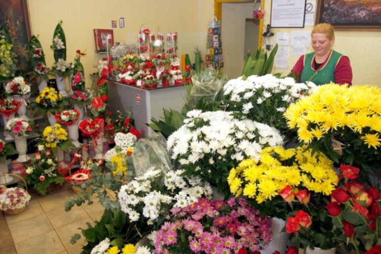 Zima i kriza uskratile poklone