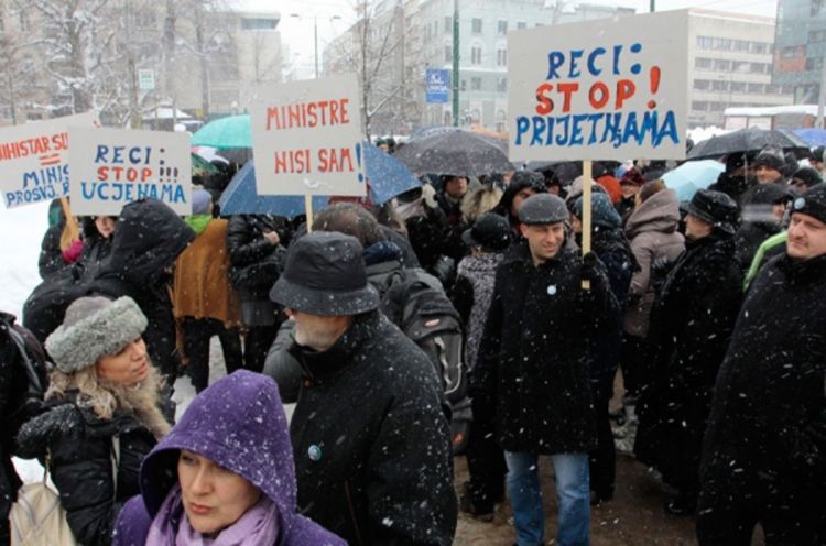 Sarajevo: Protest protiv ostavke Emira Suljagića