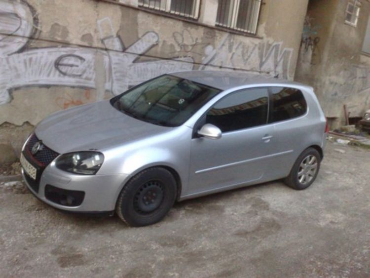 Policija kažnjava vozače zbog zatamnjenih stakala na autima