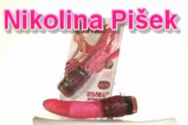 Nikolina Pišek završila u reklami za vibrator (VIDEO)