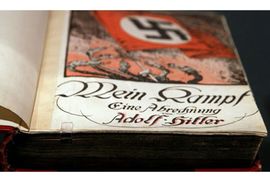Hitlerov "Mein Kampf" prvi put na albanskom jeziku