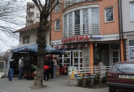Ispovijest vlasnika marketa: Rizikujući život napao naoružanog ...